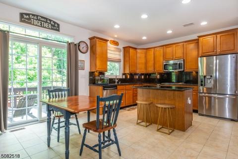 84 Helms Mill Rd, Hackettstown, NJ 07840 photo 5