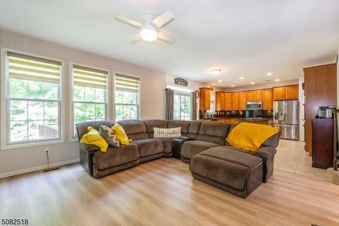 84 Helms Mill Rd, Hackettstown, NJ 07840 photo 11