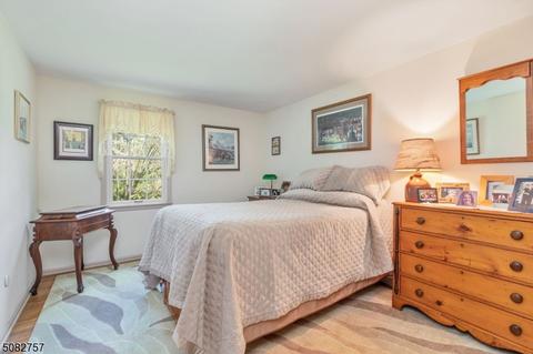 37 Robin Ct, Hampton, NJ 08827 photo 14