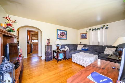 339 E 7th Ave, Roselle, NJ 07203 photo 3