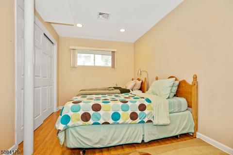 80 Sturbridge Cir, Wayne, NJ 07470 photo 23