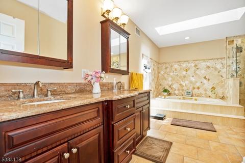 80 Sturbridge Cir, Wayne, NJ 07470 photo 16