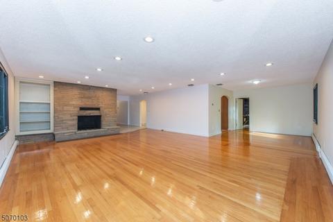 38 Peterson Rd, Wayne, NJ 07470 photo 5