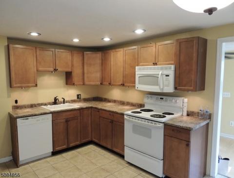 611 Thomas Pl, Bound Brook, NJ 08805 photo 4