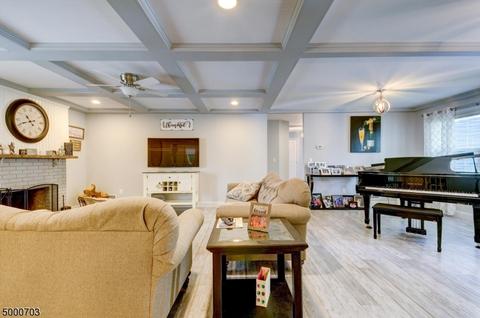 5 Scribner Pl, Wayne, NJ 07470 photo 14