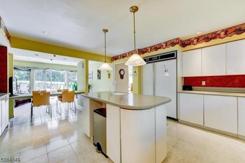 78 Westview Rd, Wayne, NJ 07470 photo 11