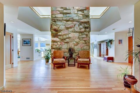 78 Westview Rd, Wayne, NJ 07470 photo 4