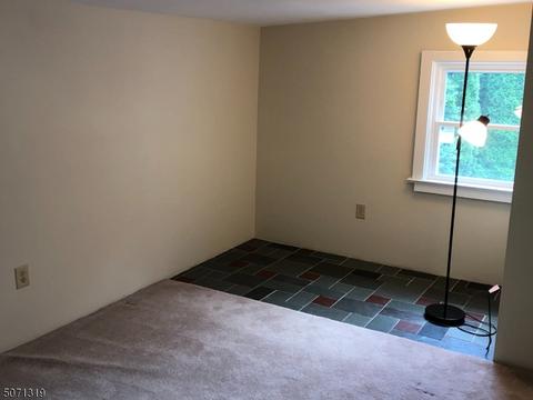22 Mackenzie Rd, Hampton, NJ 08827 photo 8