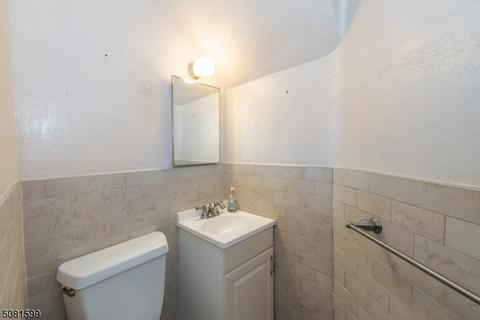 45 Hinchman Ave, Wayne, NJ 07470 photo 20