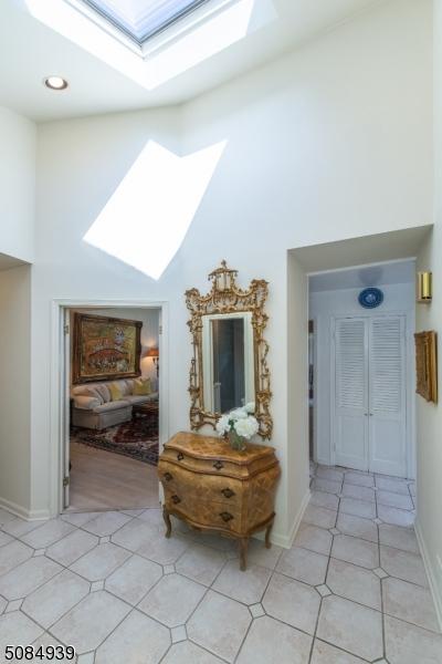 386 Rolling Rock Rd, Springfield, NJ 07081 photo 2