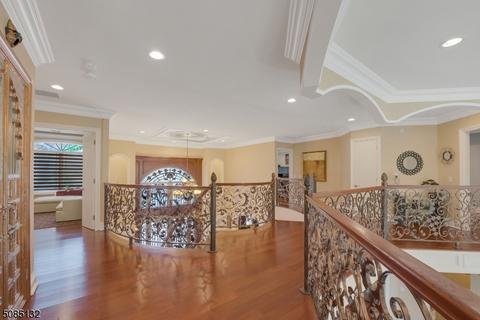 14 Madden Ct, Edison, NJ 08820 photo 16
