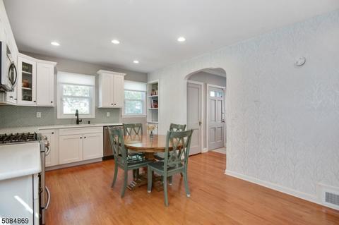 44 Schaefer Rd, Maplewood, NJ 07040 photo 11