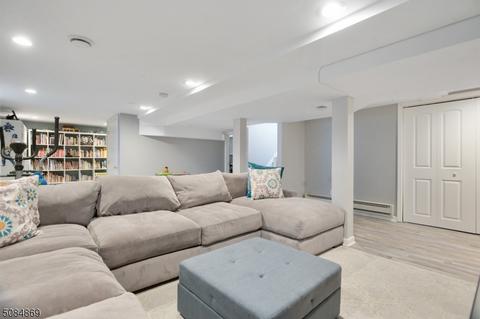 44 Schaefer Rd, Maplewood, NJ 07040 photo 19