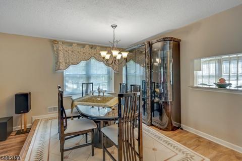 88 Woodward Ln, Basking Ridge, NJ 07920 photo 11