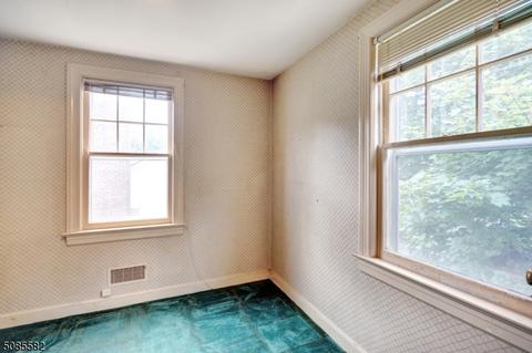 306 Forest Dr, Union, NJ 07083 photo 14