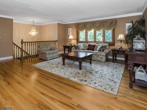 39 Gathering Rd, Montville Twp., NJ 07058 photo 3