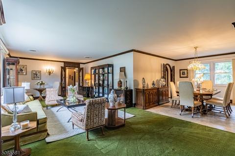 68 Mandon Dr, Wayne, NJ 07470 photo 8
