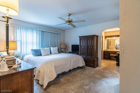 68 Mandon Dr, Wayne, NJ 07470 photo 12