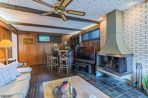 68 Mandon Dr, Wayne, NJ 07470 photo 11