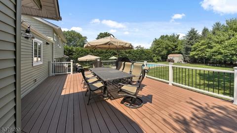 27 Garvey Rd, Wayne, NJ 07470 photo 4