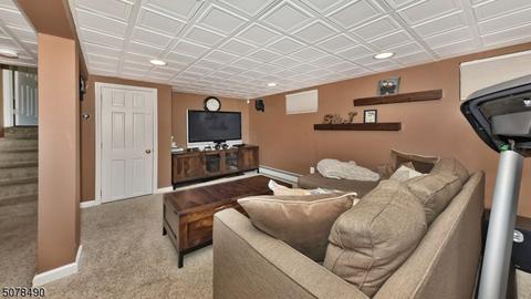 27 Garvey Rd, Wayne, NJ 07470 photo 15