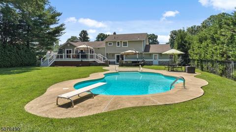 27 Garvey Rd, Wayne, NJ 07470 photo 6