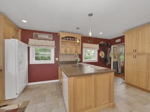 118 Jackson St, Wanaque Boro, NJ 07420 photo 13