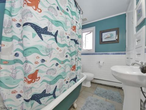 118 Jackson St, Wanaque Boro, NJ 07420 photo 18