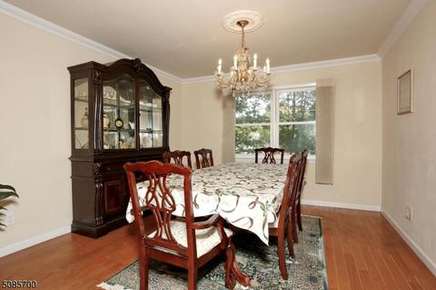 23 Holyoke Rd, Wayne, NJ 07470 photo 5