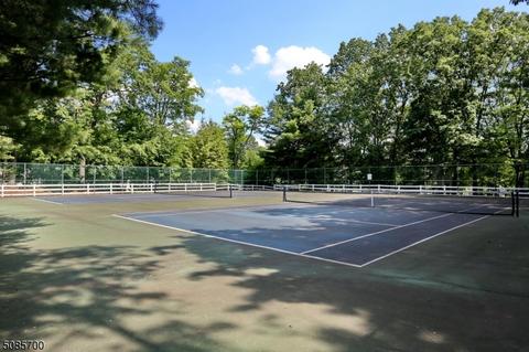 23 Holyoke Rd, Wayne, NJ 07470 photo 24