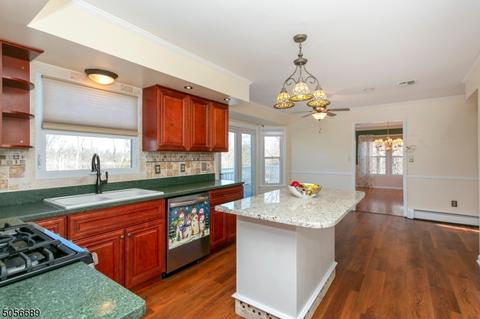 8 Wilkinson Rd, Randolph, NJ 07869 photo 6