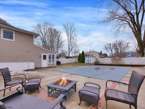 33 Berkley Ct, Wayne, NJ 07470 photo 24