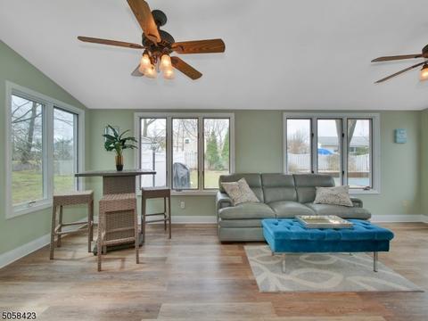33 Berkley Ct, Wayne, NJ 07470 photo 10