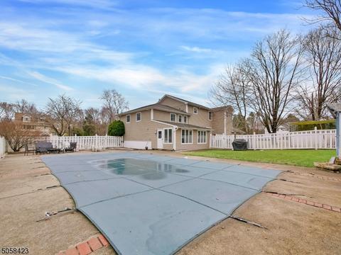 33 Berkley Ct, Wayne, NJ 07470 photo 25
