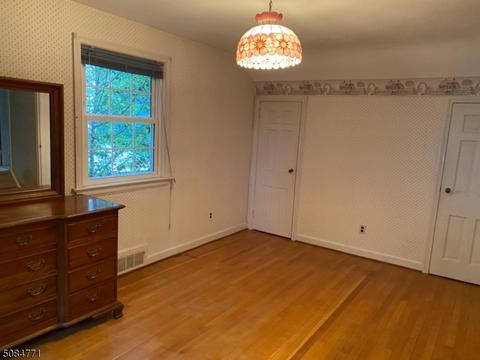 18 Crest Pl, Springfield, NJ 07081 photo 6