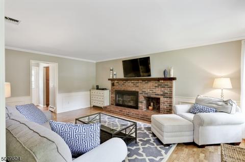 6 Christopher Ct, Mount Olive Twp., NJ 07836 photo 4