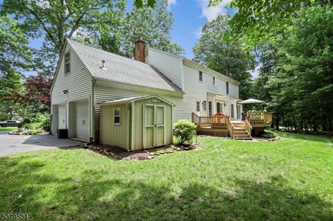 6 Christopher Ct, Mount Olive Twp., NJ 07836 photo 2