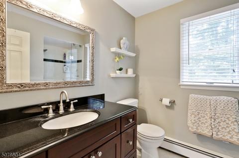 6 Christopher Ct, Mount Olive Twp., NJ 07836 photo 19