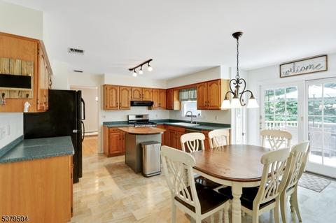6 Christopher Ct, Mount Olive Twp., NJ 07836 photo 12