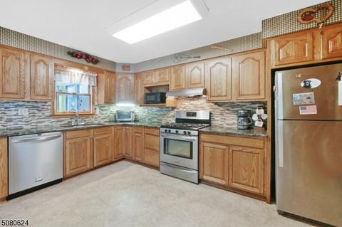 83 Colfax Rd, Springfield, NJ 07081 photo 9