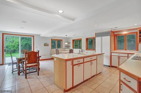 35 Brookside Dr, Warren, NJ 07059 photo 9