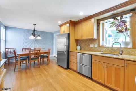 10 River Bend Rd, Berkeley Heights, NJ 07922 photo 9