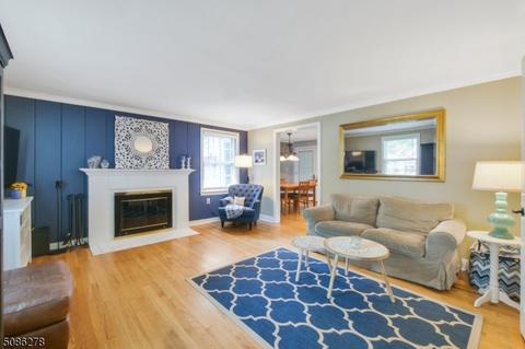 10 River Bend Rd, Berkeley Heights, NJ 07922 photo 4