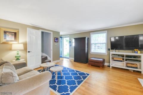 10 River Bend Rd, Berkeley Heights, NJ 07922 photo 5