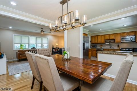 825 E Meadow Dr, Bound Brook, NJ 08805 photo 6