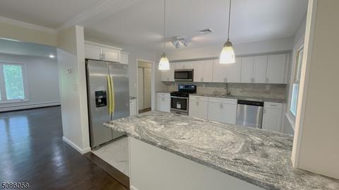 47 Tremont Ter, Wanaque, NJ 07465 photo 9