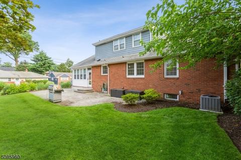 2 Oak St, Clark, NJ 07066 photo 9