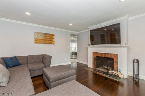 2 Oak St, Clark, NJ 07066 photo 11