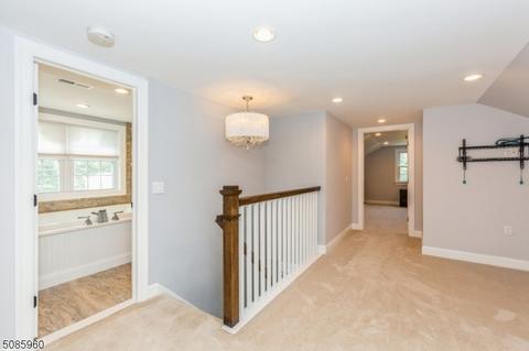 2 Oak St, Clark, NJ 07066 photo 26