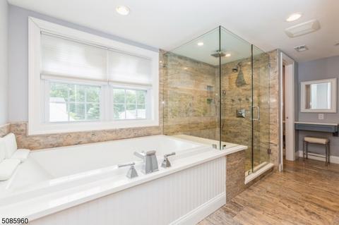 2 Oak St, Clark, NJ 07066 photo 30